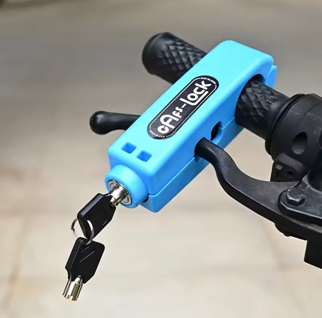 Bike Anti-Theft Brake Handlebar Lock – Bicycle, Scooter & Motorcycle Security Lock with Horn & Throttle Protection.