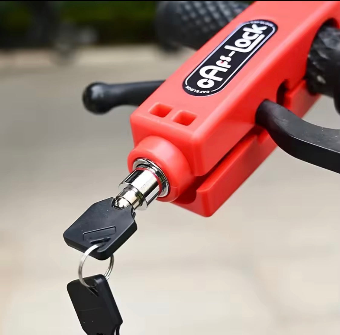Bike Anti-Theft Brake Handlebar Lock – Bicycle, Scooter & Motorcycle Security Lock with Horn & Throttle Protection.