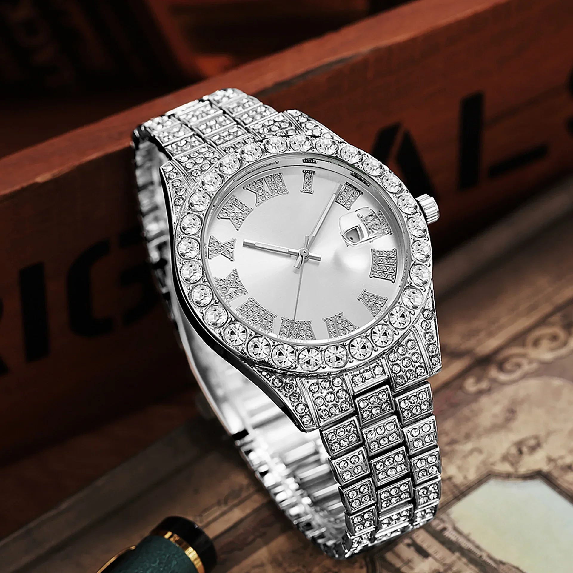Luxury Gold Quartz Watch